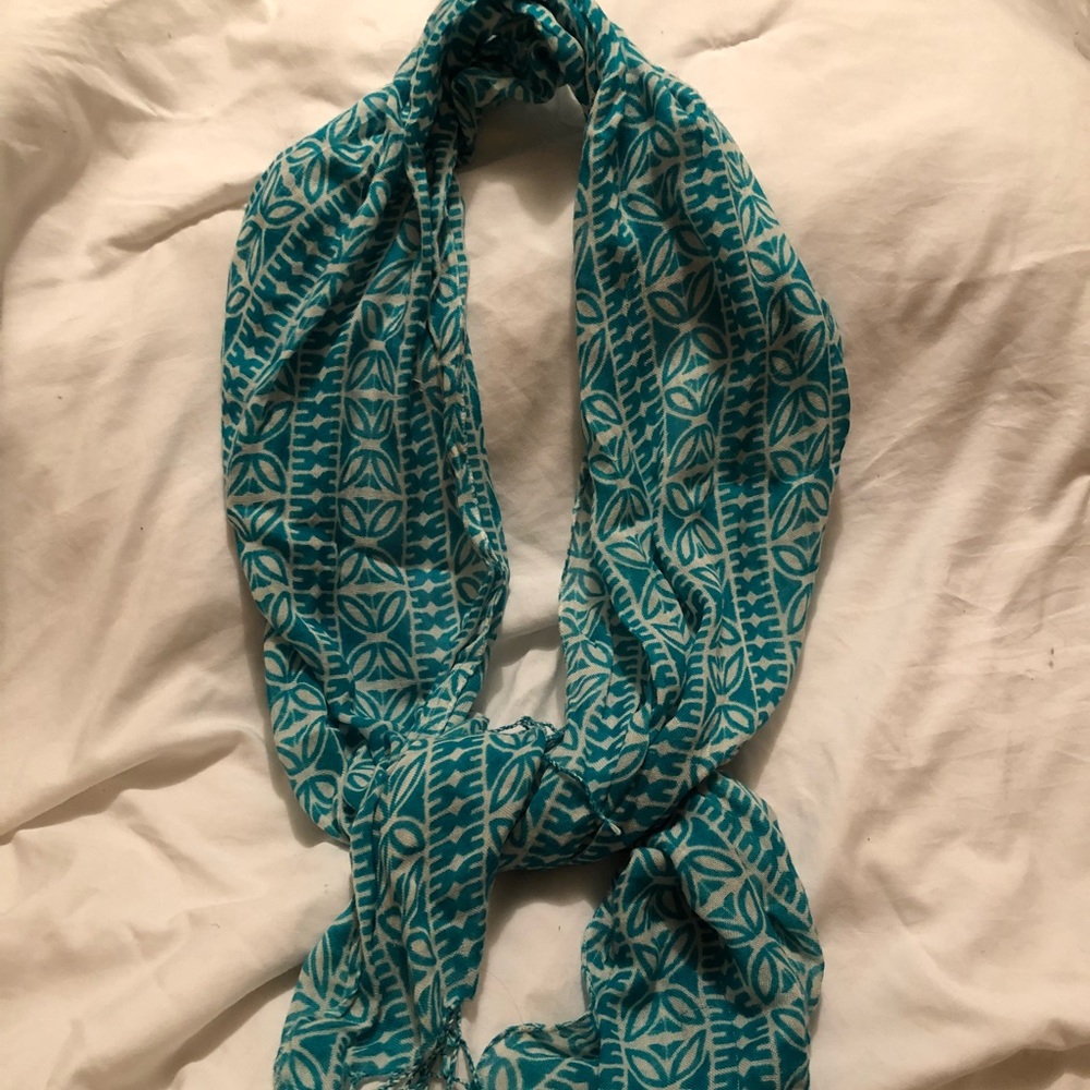 Blue scarf